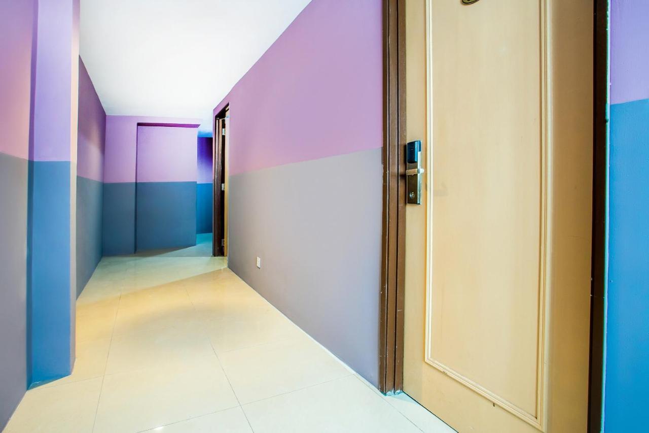 Oyo 89688 Alor Street Hotel Куала Лумпур Екстериор снимка
