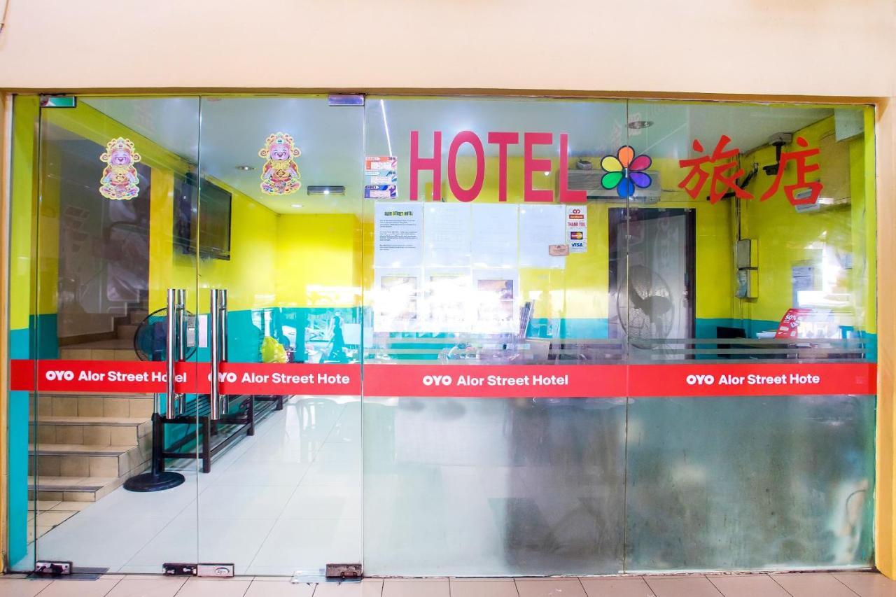 Oyo 89688 Alor Street Hotel Куала Лумпур Екстериор снимка