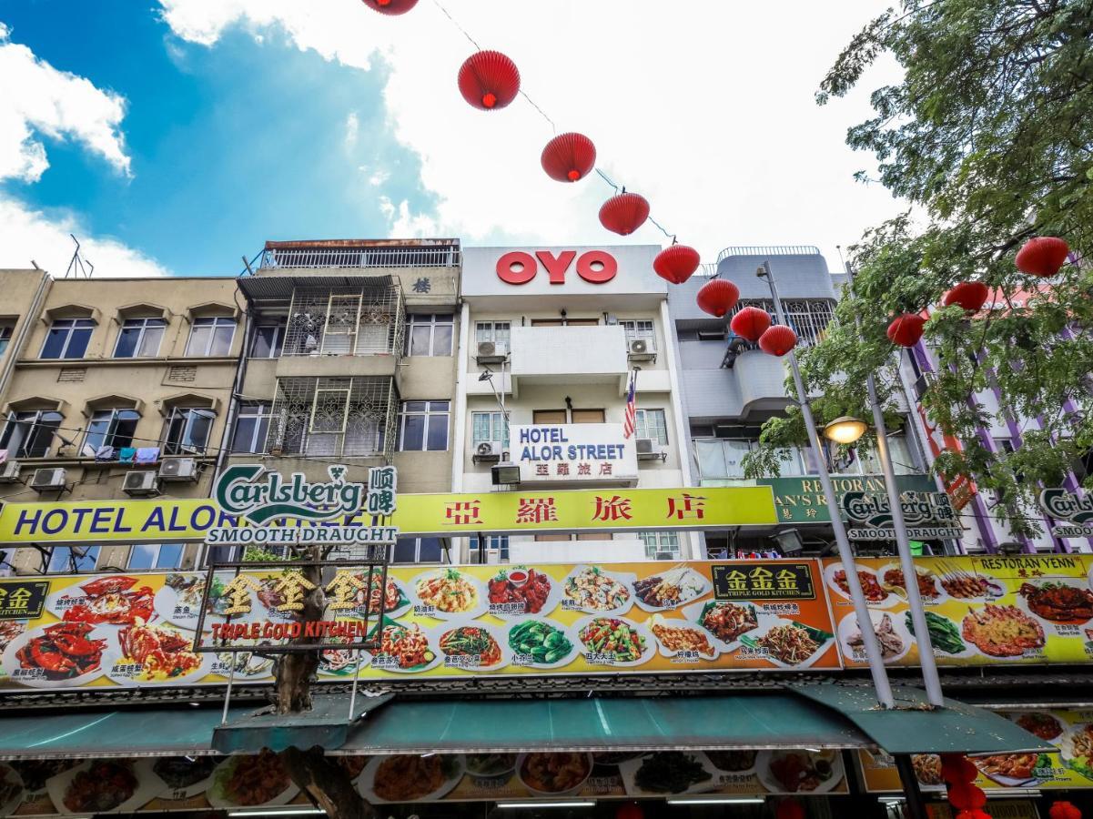 Oyo 89688 Alor Street Hotel Куала Лумпур Екстериор снимка
